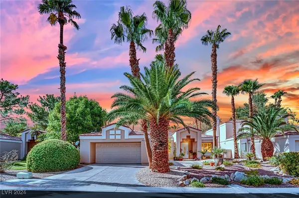 7664 Painted Dunes Drive photo 2
